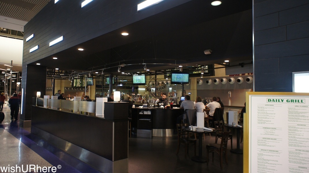 Food Outlets at Los Angeles Airport Terminal (LAX) | wishURhere